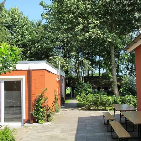 Ostfriesland Ferien - 24 Personen - Sauna, Whirlpool , Kino, Und Bar