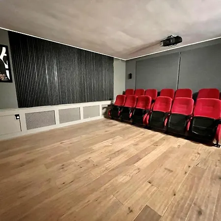 Ostfriesland Ferien - 24 Personen - Sauna, Whirlpool , Kino, Und Bar *