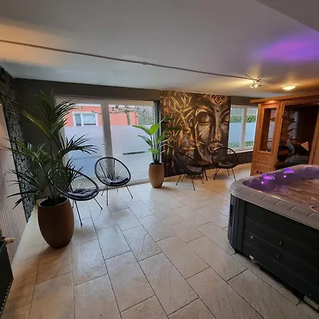 Ostfriesland Ferien - 24 Personen - Sauna, Whirlpool , Kino, Und Bar Semesterbostad *