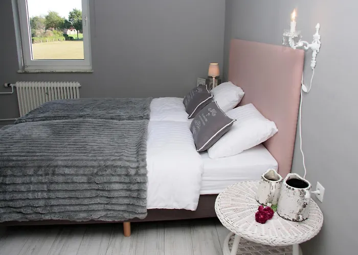 Ostfriesland Ferien - 24 Personen - Sauna, Whirlpool , Kino, Und Bar 度假居 Backemoor
