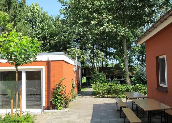 Ostfriesland Ferien - 24 Personen - Sauna, Whirlpool , Kino, Und Bar